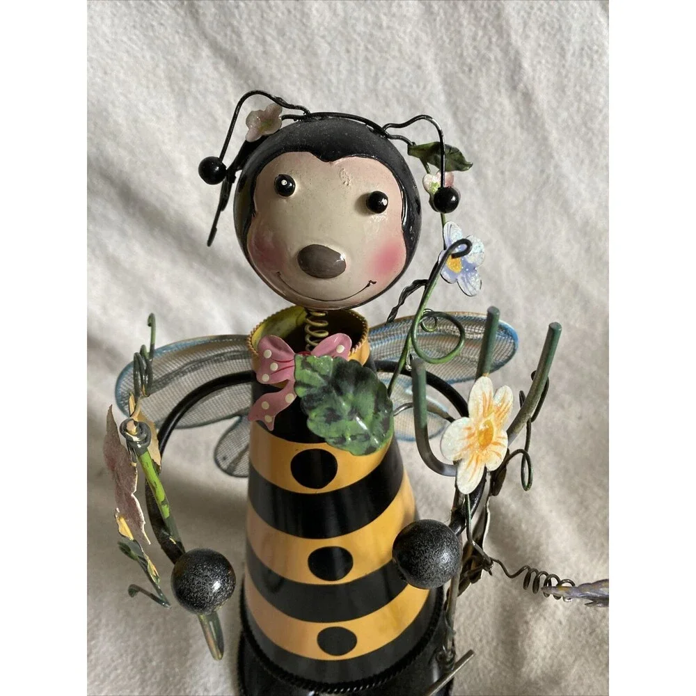 Vintage Metal Bumble Bee Garden Bobble Head Figure 11”